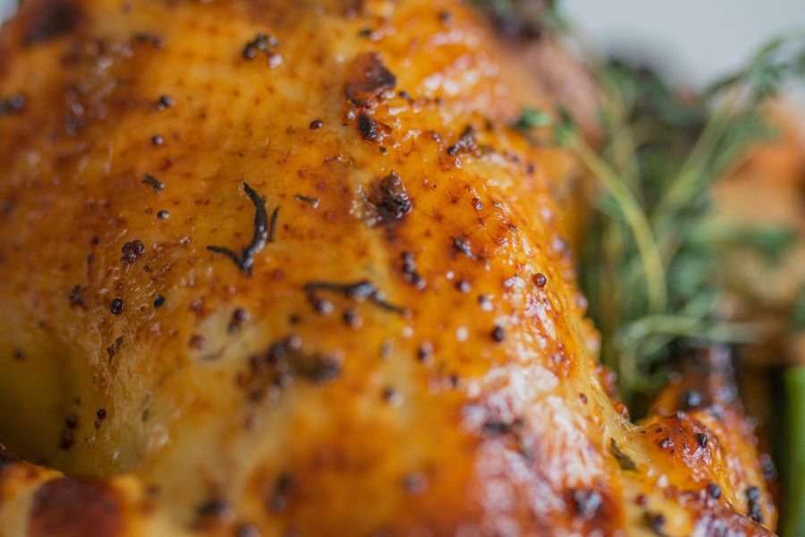 Pollo asado condimentado